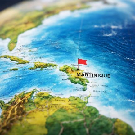 globe-caracteres-martinique-ocean-couleurs